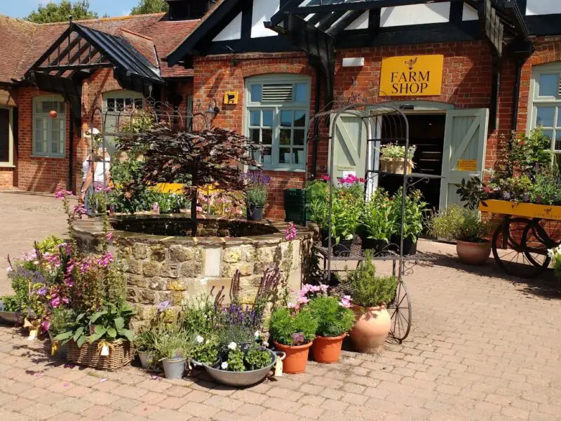 Cowdray Farm Shop & Café